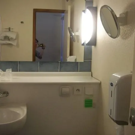 Hotel Kyriad Bastillac Tarbes