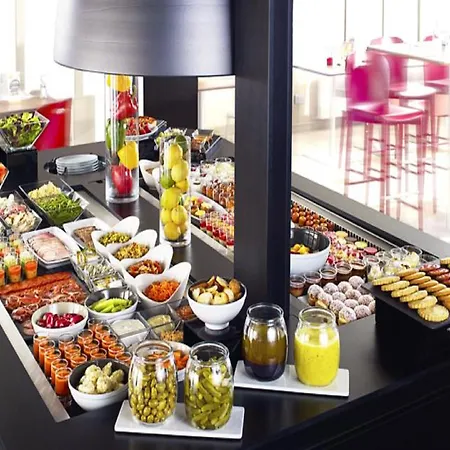 Kyriad Bastillac Hotel 3*