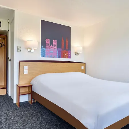 Kyriad Bastillac 3* Tarbes