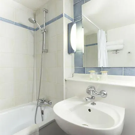 Kyriad Bastillac Hotel